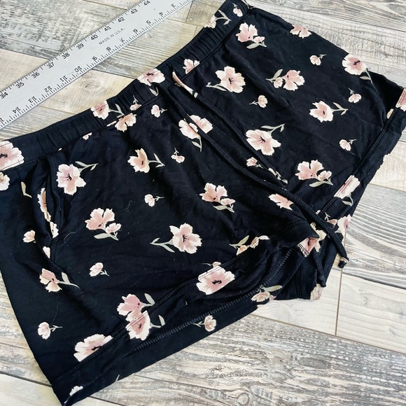 Zella Lounge Shorts Jersey Knit  Black Blue & Floral SZ XL NEW! - Picture 2 of 12